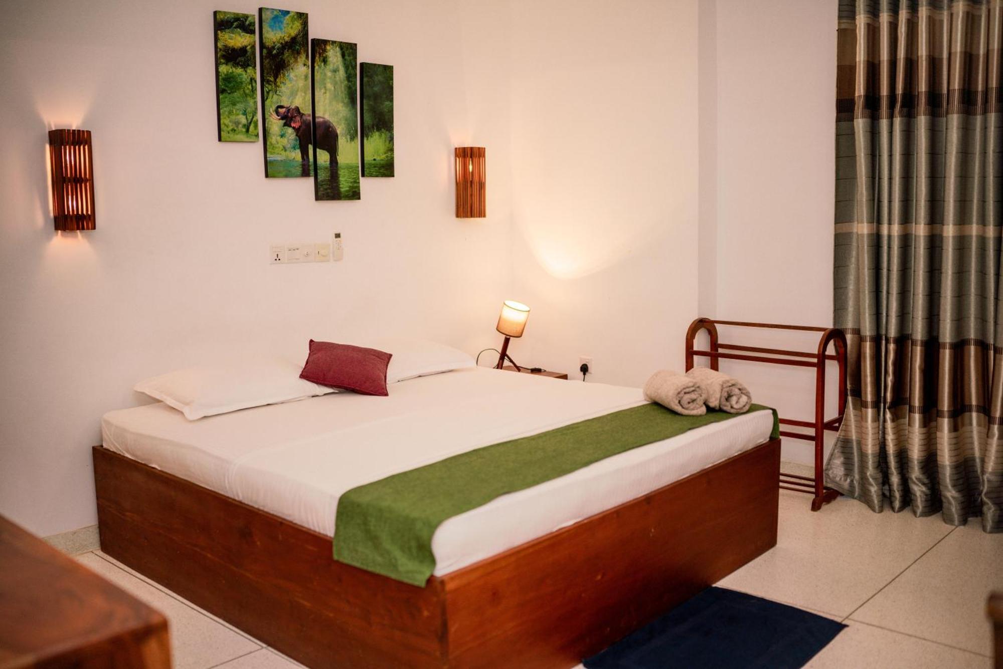 Hotel Bienvenido Cozy Madiha Matara Exterior foto