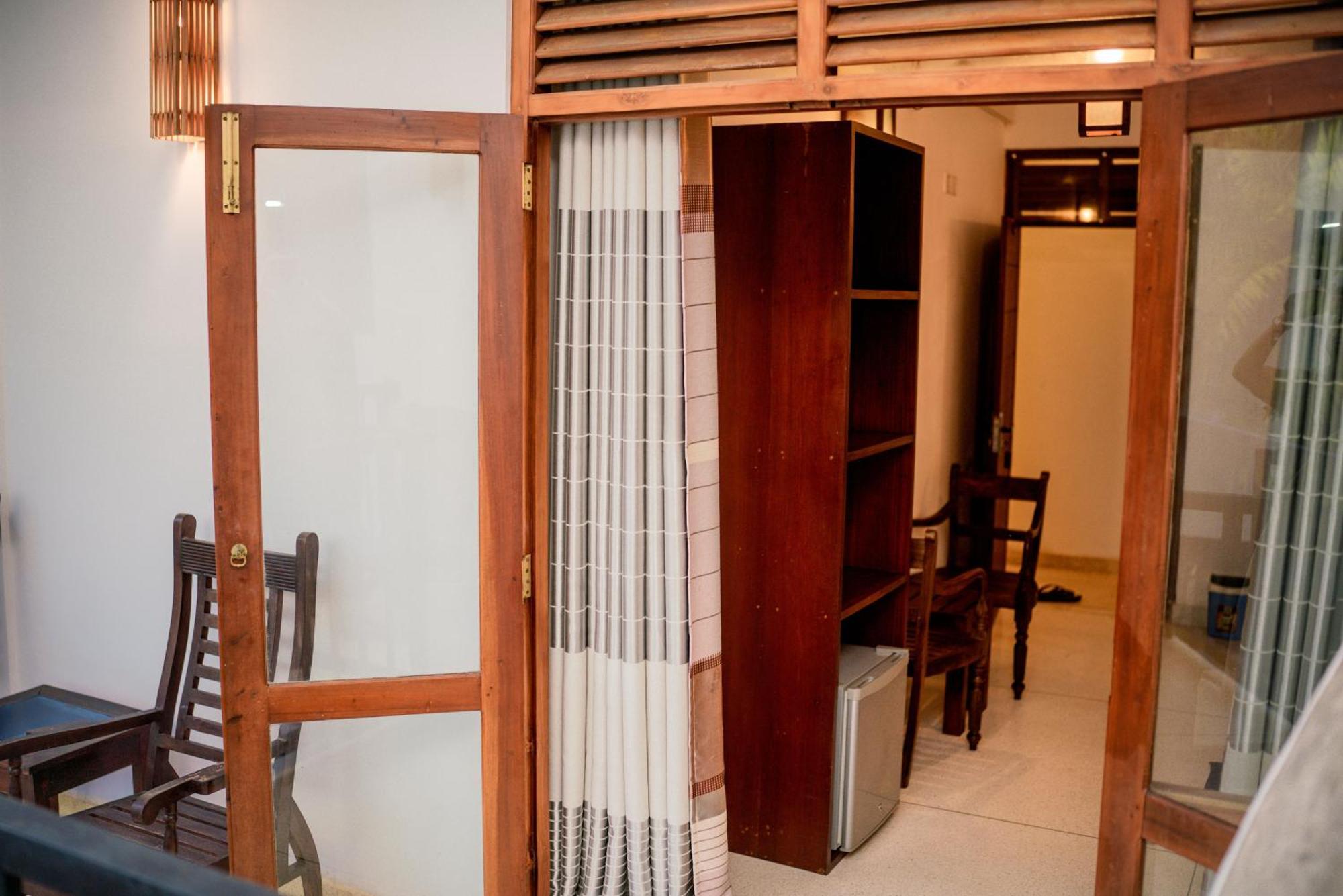 Hotel Bienvenido Cozy Madiha Matara Exterior foto