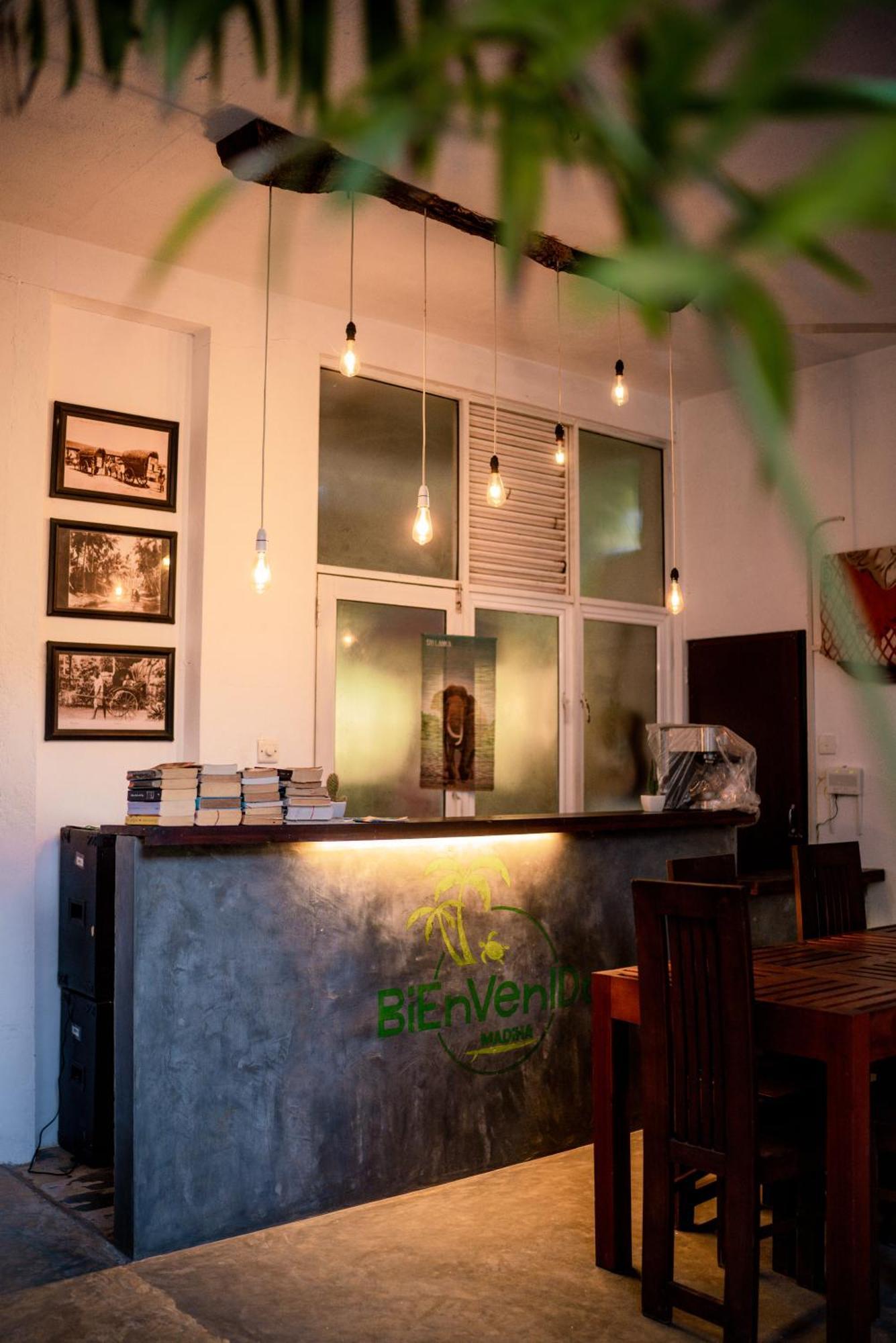 Hotel Bienvenido Cozy Madiha Matara Exterior foto