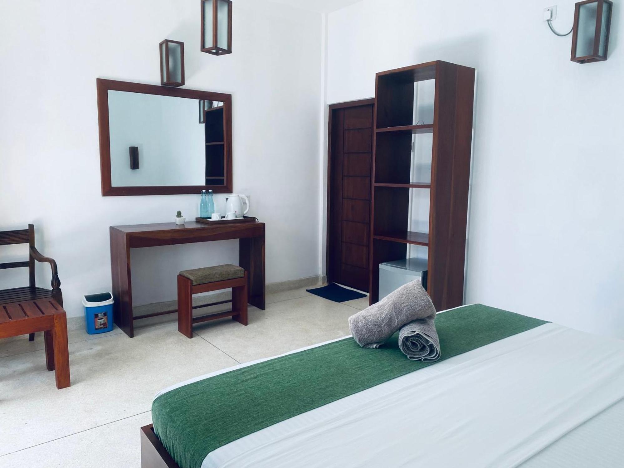 Hotel Bienvenido Cozy Madiha Matara Exterior foto